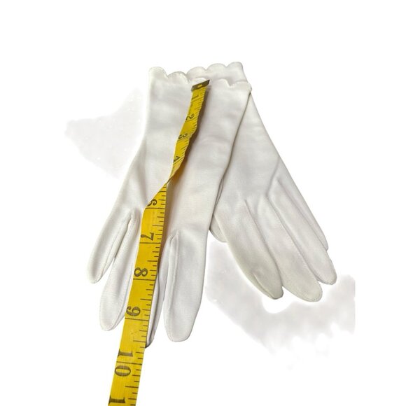 NEW Old Stock Leather Tailored Crescendoe White Fabric Gloves Size 6.5 Vtg 50s - Picture 2 of 6
